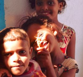 Yemenis kids in Al-Markazi camp